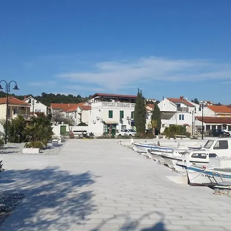 Studio Apartman * Jezera